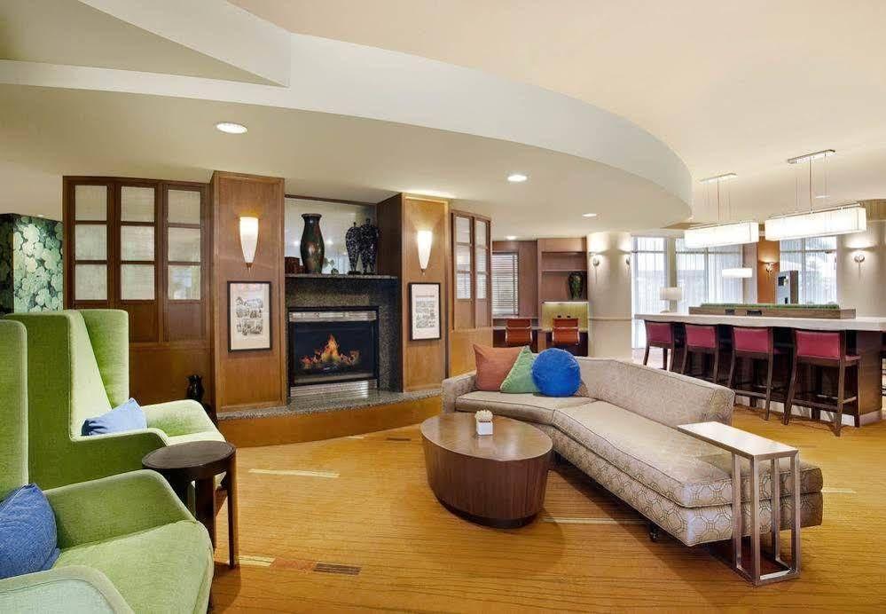 Courtyard Lancaster Hotell Fertility Eksteriør bilde