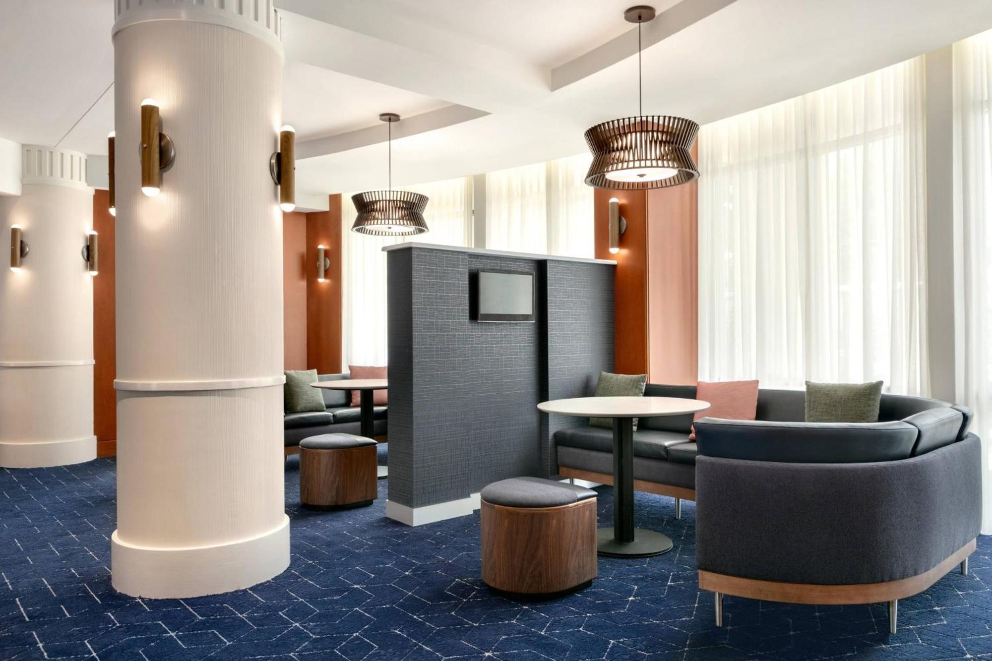 Courtyard Lancaster Hotell Fertility Eksteriør bilde